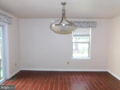 15562 Owens Glen Terrace, North Potomac, MD 20878 - photo 5