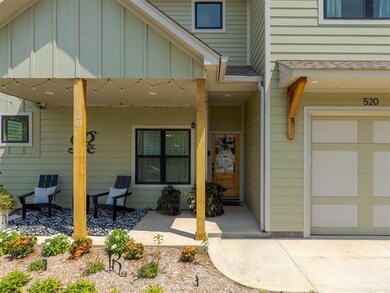 520 N Division St, Guthrie, OK 73044 - photo 3