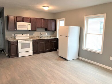 542 Bay St unit 3, Taunton, MA 02780 - photo 2