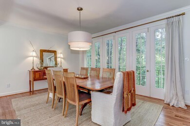 9216 Vendome Dr, Bethesda, MD 20817 - photo 6