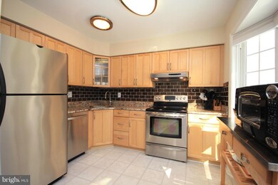 10303 Pond Spice Terrace, Burke, VA 22015 - photo 4