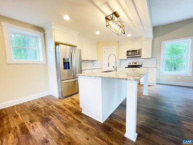 6804 Rolling Rd S, Scottsville, VA 24590 - photo 7