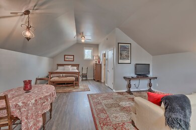 205 E Scott St, Tuscola, IL 61953 - photo 5