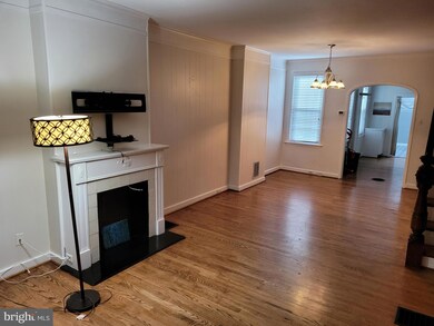 913 N Clayton St, Wilmington, DE 19805 - photo 2