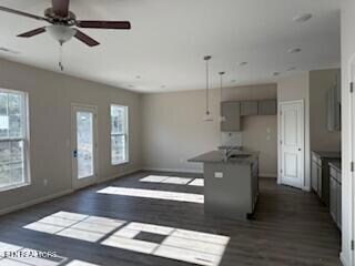 8856 Keenburg Ln, Knoxville, TN 37931 - photo 4