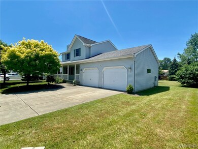 7282 Balla Dr, North Tonawanda, NY 14120 - photo 2