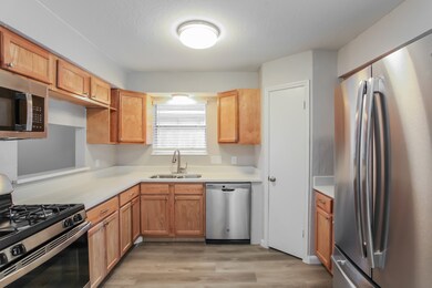 9422 Kingsvalley St, Houston, TX 77075 - photo 7