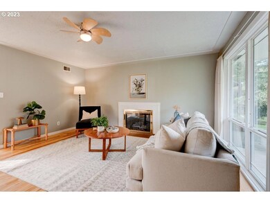 12660 SW Edgewood St, Portland, OR 97225 - photo 6