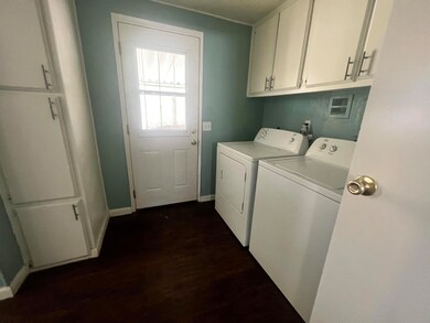 4568 W Rosamond Blvd unit 11, Rosamond, CA 93560 - photo 5