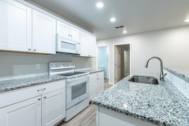 5517 Kemper St unit A, Lubbock, TX 79416 - photo 7