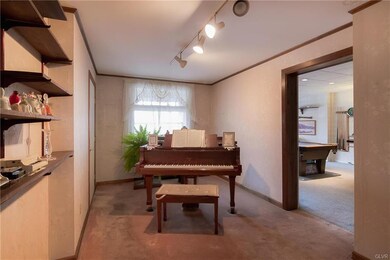 784 S 8th St, Allentown, PA 18103 - photo 4