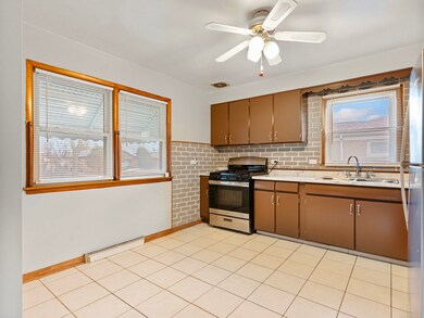 17200 Highland Ave, Hazel Crest, IL 60429 - photo 4