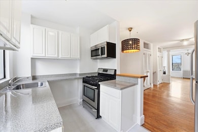 262 Barrow St unit 3, Jersey City, NJ 07302 - photo 2