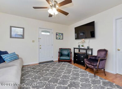 leghorn liv room