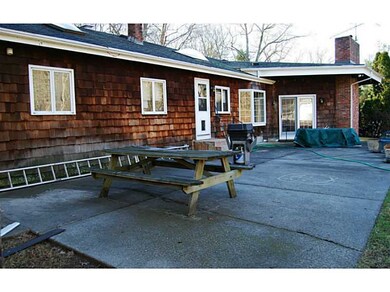 18 Winterberry Ln, Rehoboth, MA 02769 - photo 5