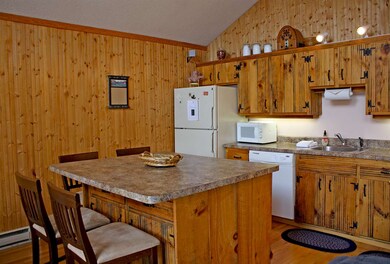 32 Smith Rd, Ludlow, VT 05149 - photo 4