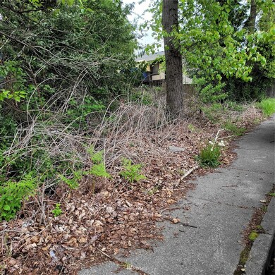 21832 30th Ave S, Des Moines, WA 98198 - photo 4