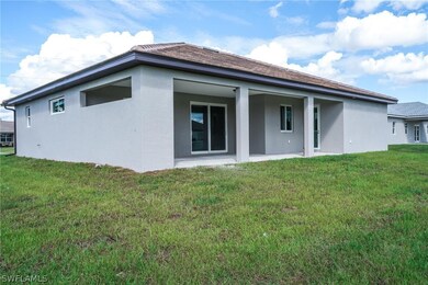 242 Blackstone Dr, Fort Myers, FL 33913 - photo 3