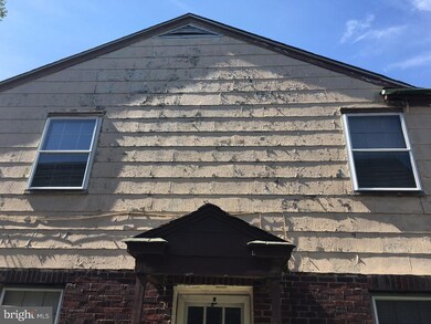 113 W Parkway Ave, Chester, PA 19013 - photo 2