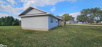 301 S Taylor St, Kellerton, IA 50133 - photo 2
