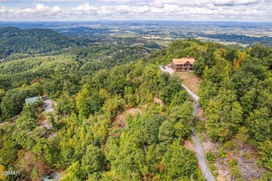 2251 Patterson Lead Way, Sevierville, TN 37876 - photo 3