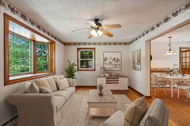 250 Cross St, Hartford, VT 05001 - photo 2