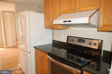 8327 Sperry Ct, Laurel, MD 20723 - photo 6