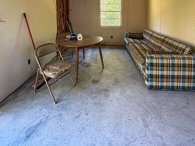 142 W Hickory Cove, Onalaska, TX 77360 - photo 4