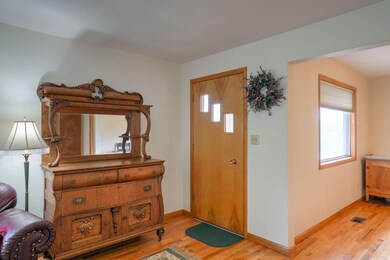 195 SE Fir Villa Rd, Dallas, OR 97338 - photo 3