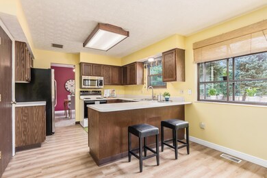 R - Freedom Ridge Dr 068