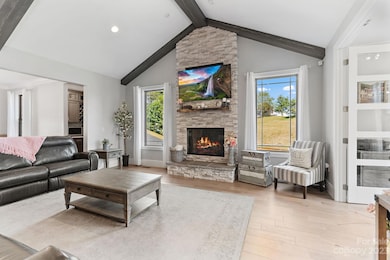 4 Magnolia Hill Ct, Asheville, NC 28806 - photo 6