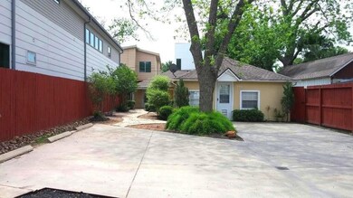 870 E 25th St, Houston, TX 77009 - photo 5