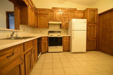 108 Sunrise Ave unit 10, Alamogordo, NM 88310 - photo 6