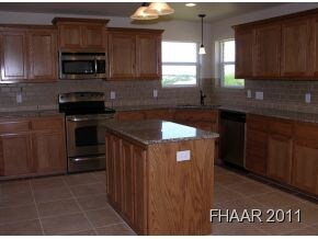 1114 Wren Cir, Copperas Cove, TX 76522 - photo 2