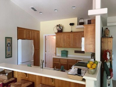 235 Curtis Dr, Grants Pass, OR 97527 - photo 6