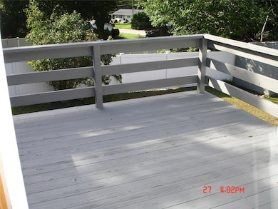 126 Dana St, Woonsocket, RI 02895 - photo 4