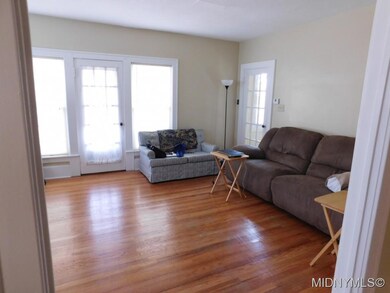 2nd Floor Living Room