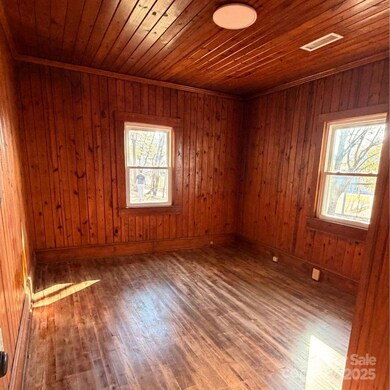 638 E Main St, Spindale, NC 28160 - photo 5