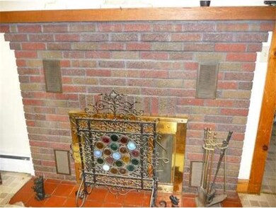 229 Providence St, Uxbridge, MA 01569 - photo 6