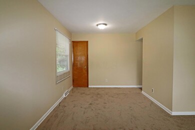 4561 Belfast Dr, Columbus, OH 43227 - photo 6