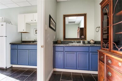 811 N Broad St, New Orleans, LA 70119 - photo 7