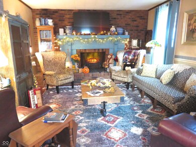 910 E 2nd St, Madison, IN 47250 - photo 3