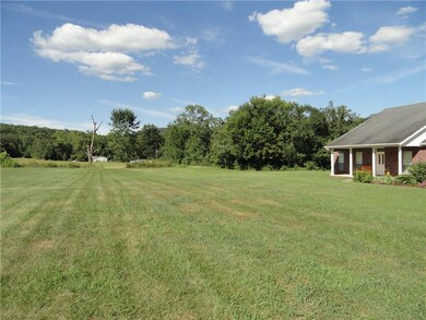 138 Madison 4245, Elkins, AR 72727 - photo 2