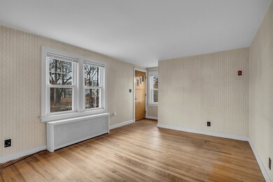 2 Nelson Ave, Tewksbury, MA 01876 - photo 4