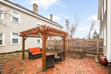 6 Upham St, Salem, MA 01970 - photo 5