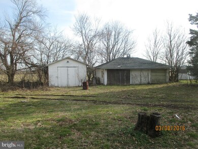 1207 Crystal Beach Rd, Earleville, MD 21919 - photo 3