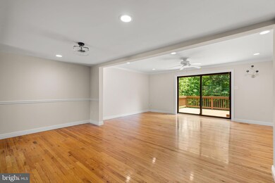 7156 Winter Rose Path, Columbia, MD 21045 - photo 6