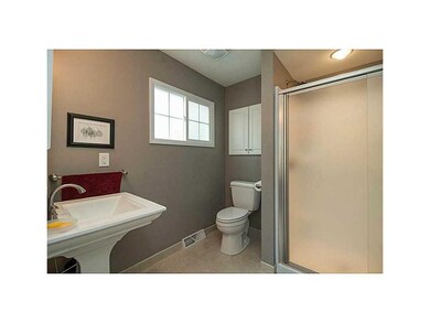 Bathroom-L1.