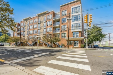 55 Mallory Ave unit 69, Jersey City, NJ 07305 - photo 3