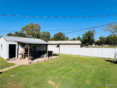 611 W 2nd St, Advance, MO 63730 - photo 7